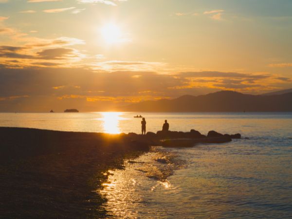 A Summer Travel Guide To Enjoy Vancouver’s Best Beaches