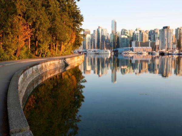 Experience the Charm and Beauty of Vancouver's Iconic Stanley Park