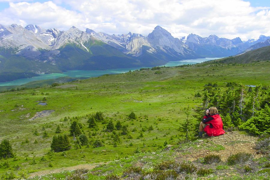 Your Essential Guide to Touring Canada’s National Parks