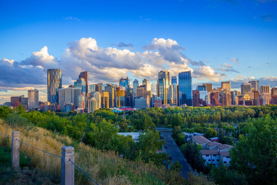 Your Guide to a Calgary Road Trip From the Rockies to the City